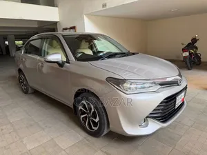 Toyota Axio 1.5 G Two-Wheel Drive 2017 Silver