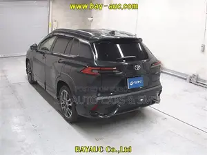 নতুন টয়োটা করোল্লা ক্রস ২০২৬ কালো
