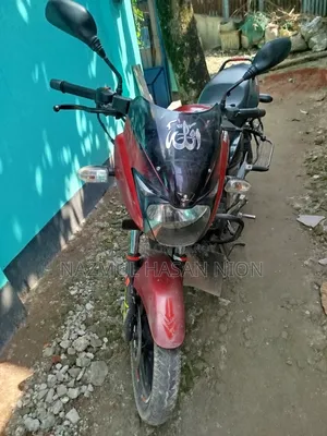 Bajaj Pulsar 150 2010 Red