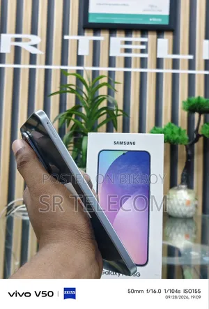 Samsung 128 GB Blue