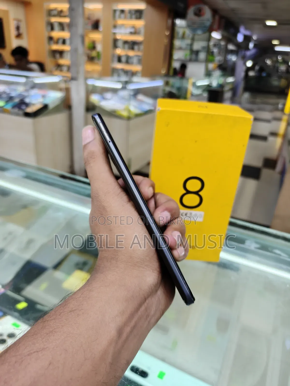 Realme 128 GB Black