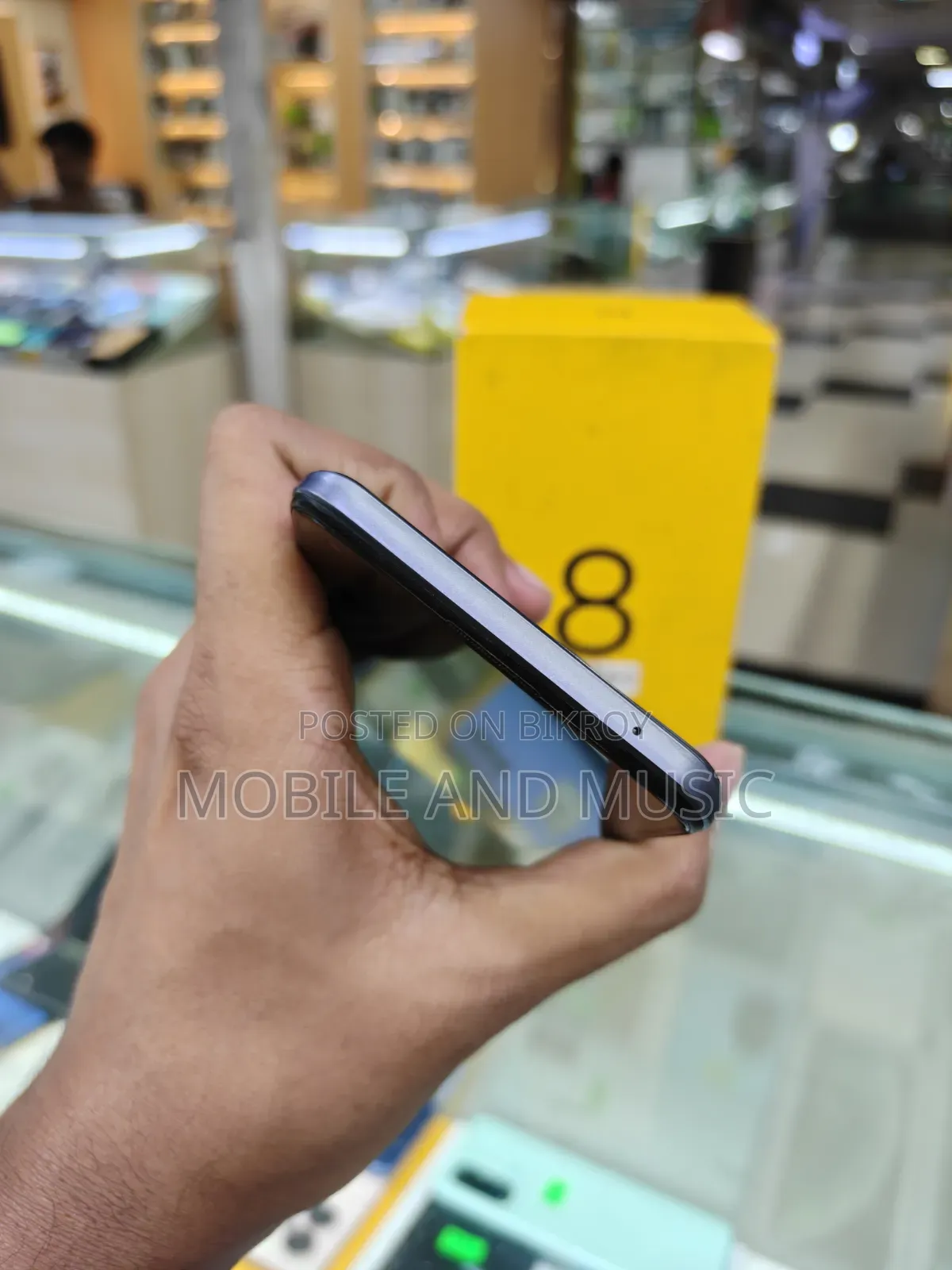 Realme 128 GB Black