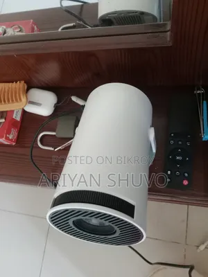 HY300 Projector