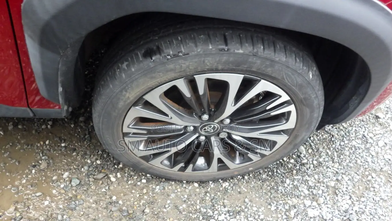 Toyota Yaris Cross 1.5 Hybrid Front-Wheel Drive 2021 Red