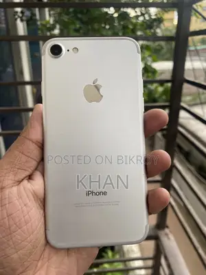 Apple iPhone 7 128 GB Silver