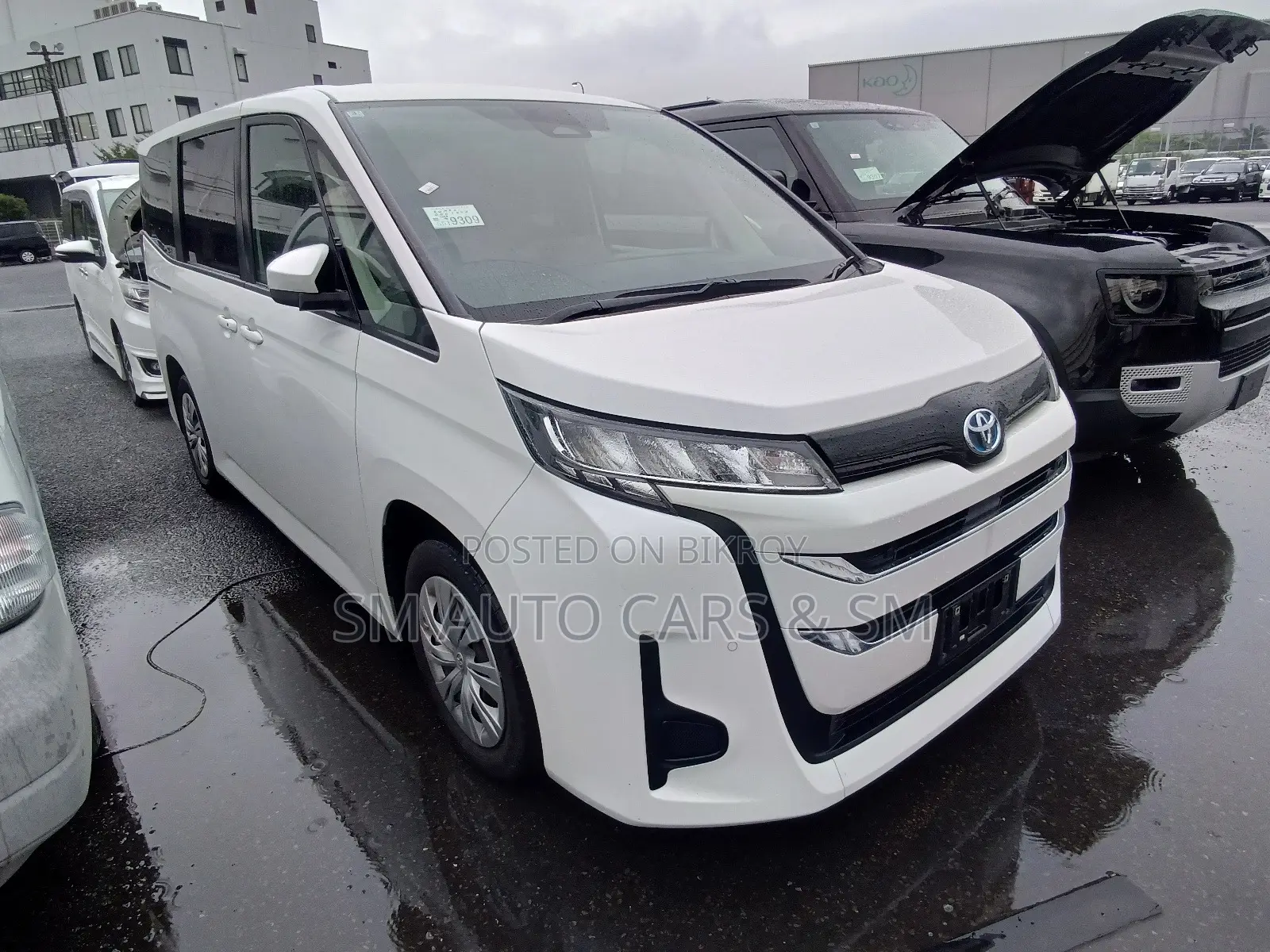 Toyota Noah 2022 Pearl