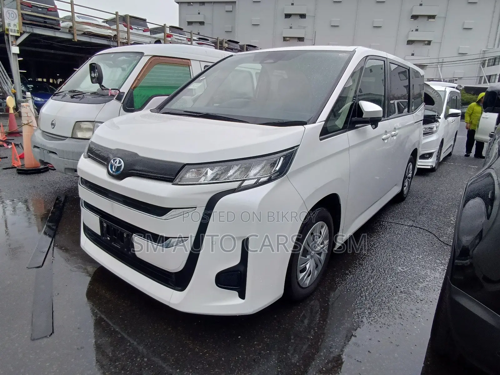 Toyota Noah 2022 Pearl
