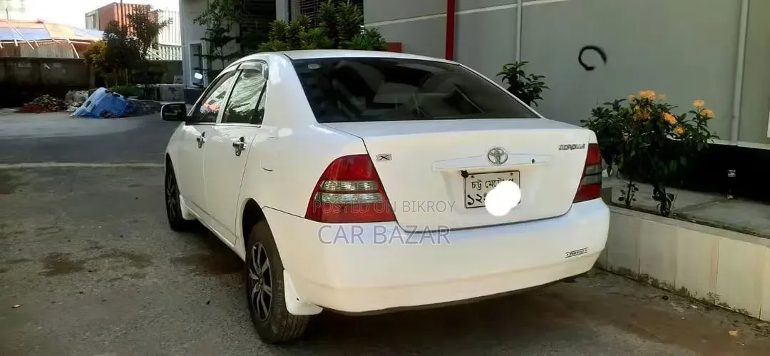 টয়োটা করোল্লা সেডান অটোমেটিক ২০০৪ সাদা