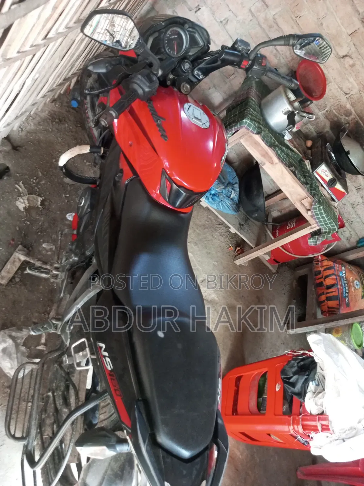 বাজাজ পালসার এনএস ১৬০ ২০১৯ লাল