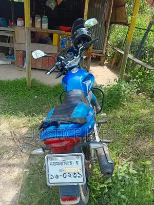 নতুন রানার বুলেট ১০০ ভি২ ২০২২ নীল