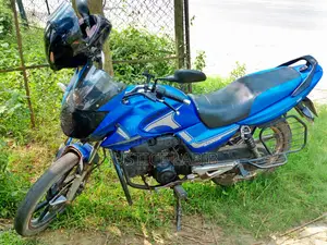 নতুন রানার বুলেট ১০০ ভি২ ২০২২ নীল