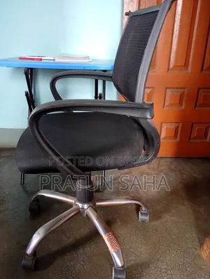 অফিস চেয়ার বিক্রি করা হবে