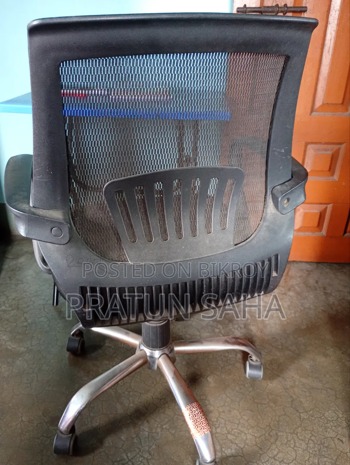 অফিস চেয়ার বিক্রি করা হবে