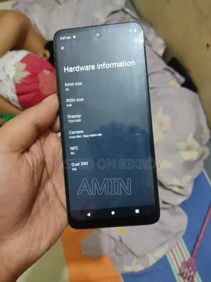 Motorola Moto E32 (India) 64 GB Black