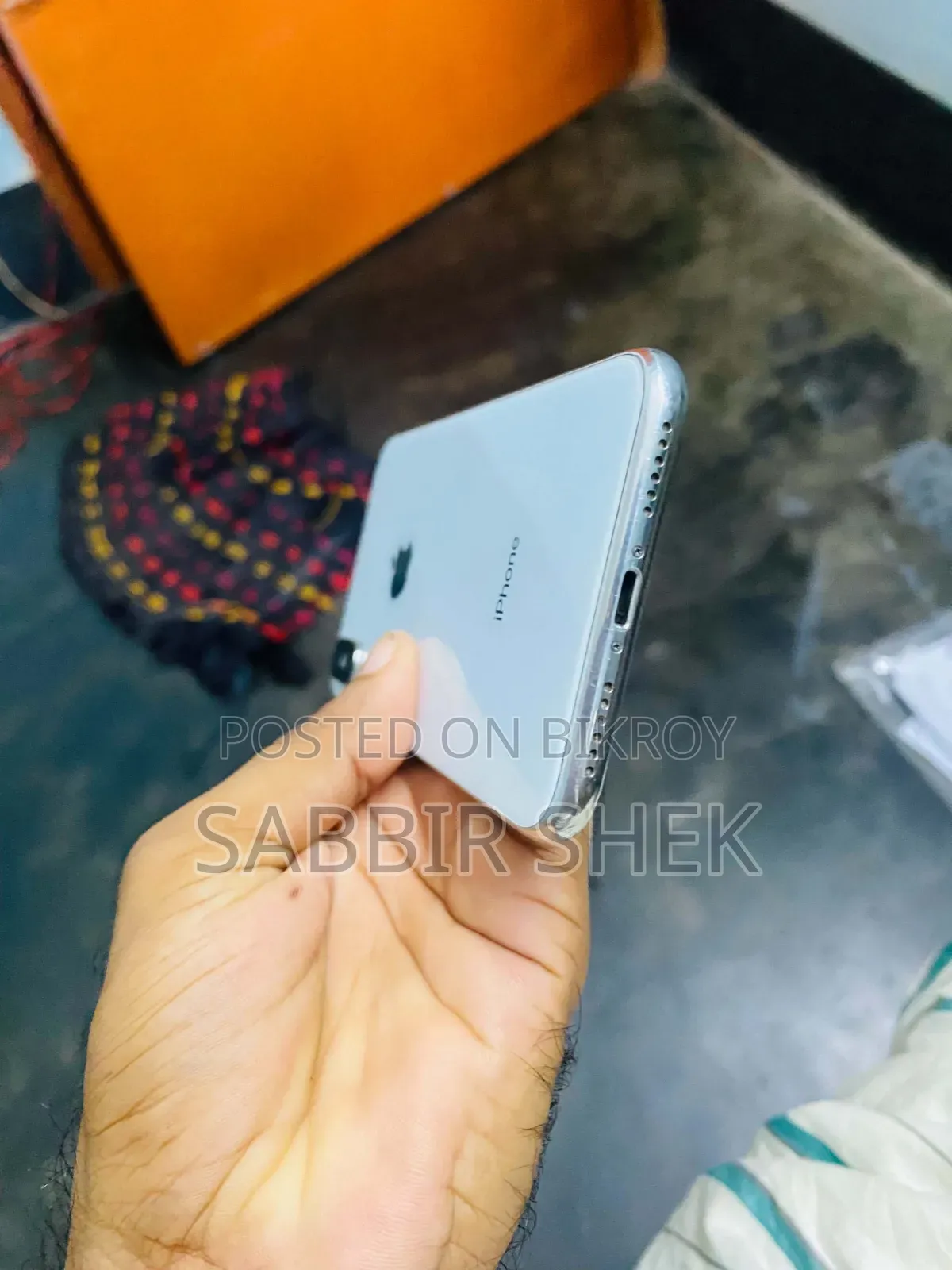 Apple iPhone X 64 GB White