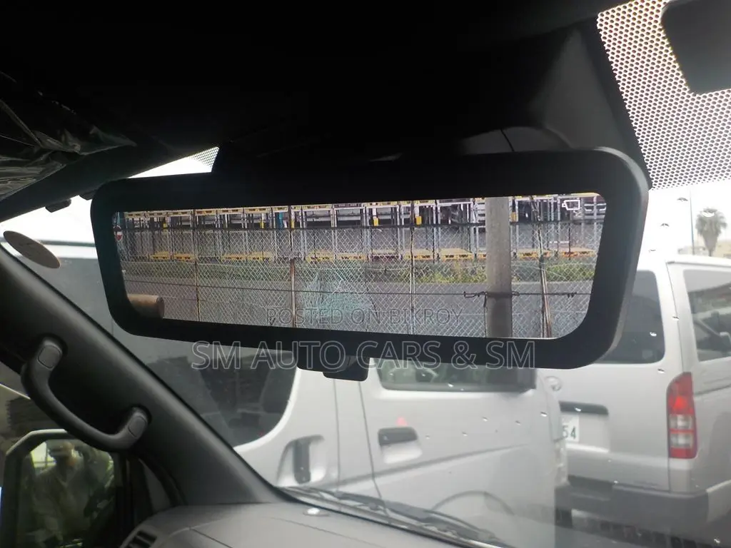 Toyota HiAce 2024 White