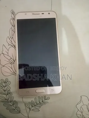 Samsung Galaxy J7 Nxt 16 GB Gold