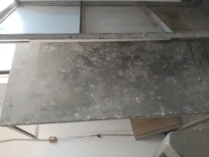 লোহার টেবিল বা কিউসি টেবিল