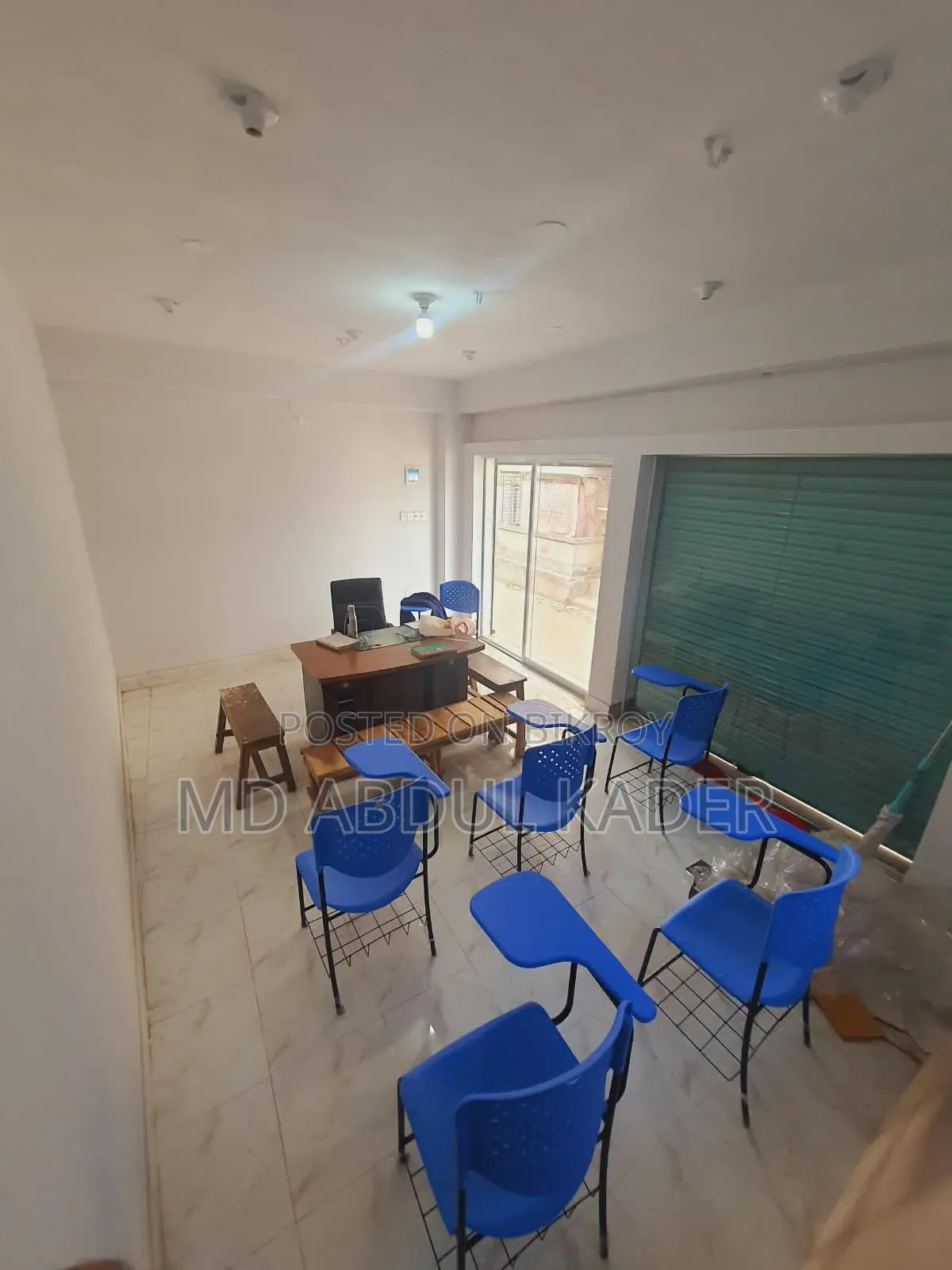 RFL Student Chair