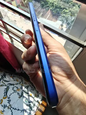 Tecno Pova 4 128 GB Blue