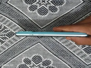 ওয়ানপ্লাস ৯আর ২৫৬ জিবি