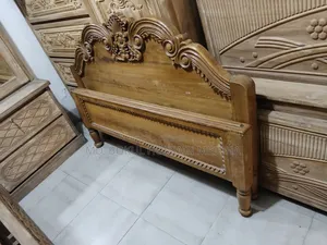 Bed 4.5*7 Feet, Used, Chittagong Segun Wood.