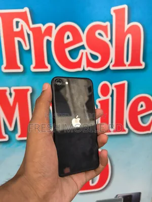 Apple iPhone SE (2020) 64 GB Black