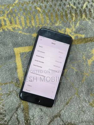 Apple iPhone SE (2020) 64 GB Black