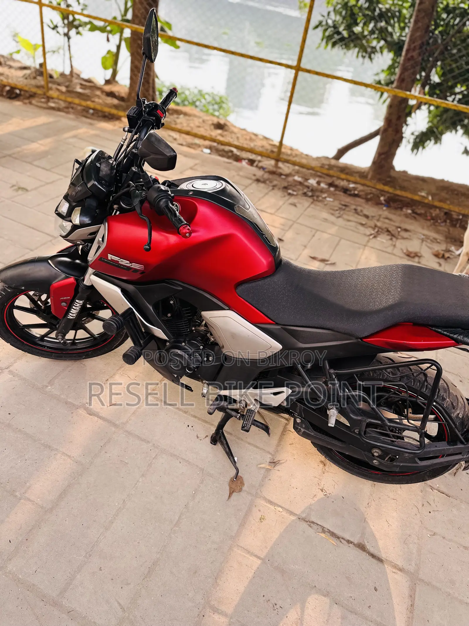 Yamaha FZS V3 2023 Red
