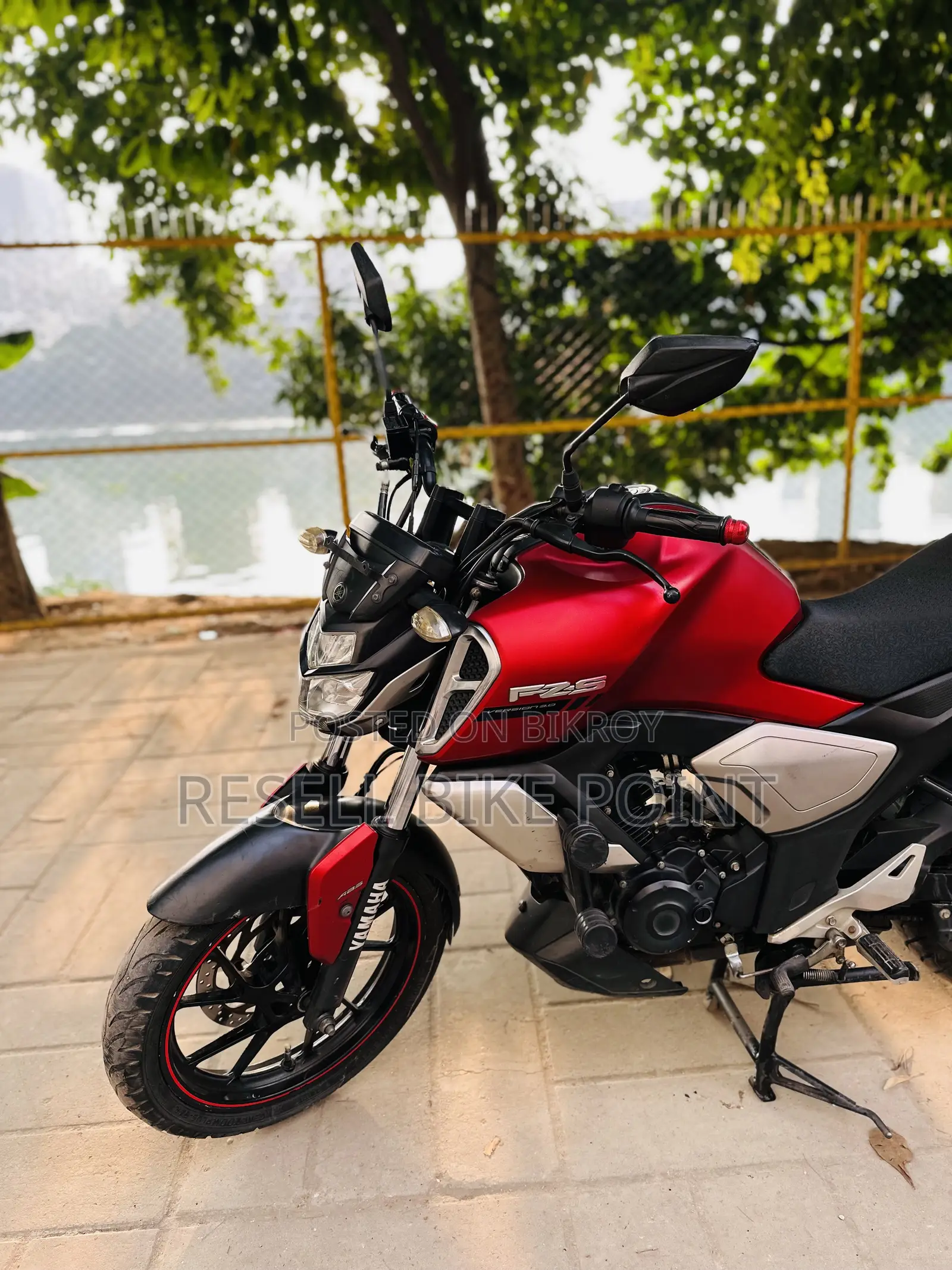 Yamaha FZS V3 2023 Red