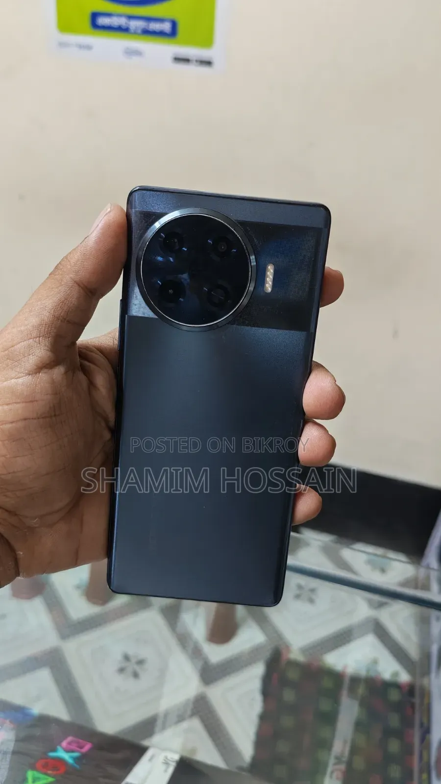 টেকনো স্পার্ক ২০ প্রো প্লাস ২৫৬ জিবি ব্ল্যাক