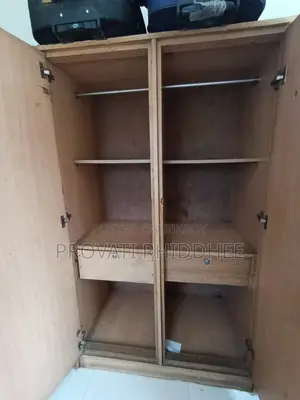 পুরাতন আলমারি বিক্রয়