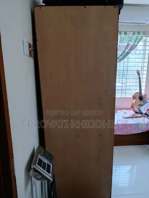 পুরাতন আলমারি বিক্রয়