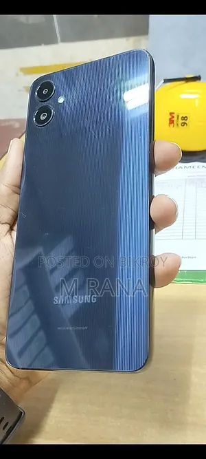 Samsung Galaxy A06 128 GB Black