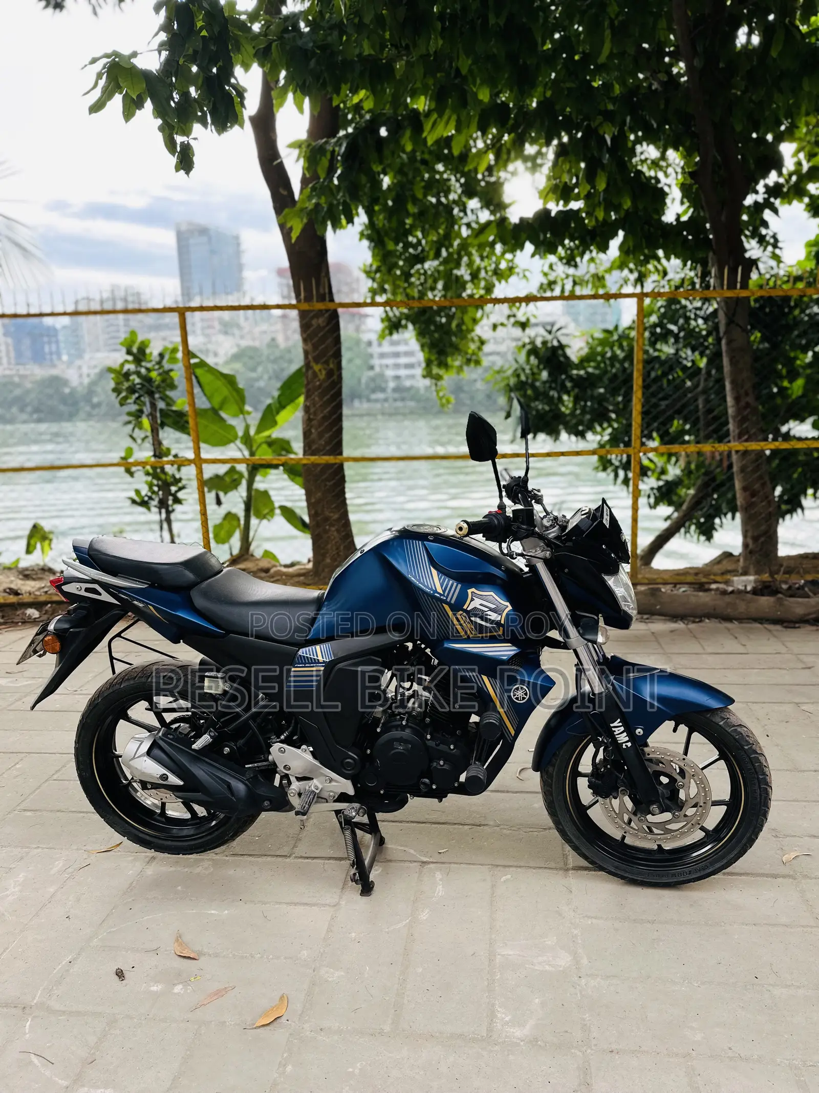 ইয়ামাহা এফজেএস ভি২ ২০২৫ নীল