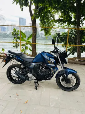ইয়ামাহা এফজেএস ভি২ ২০২৫ নীল