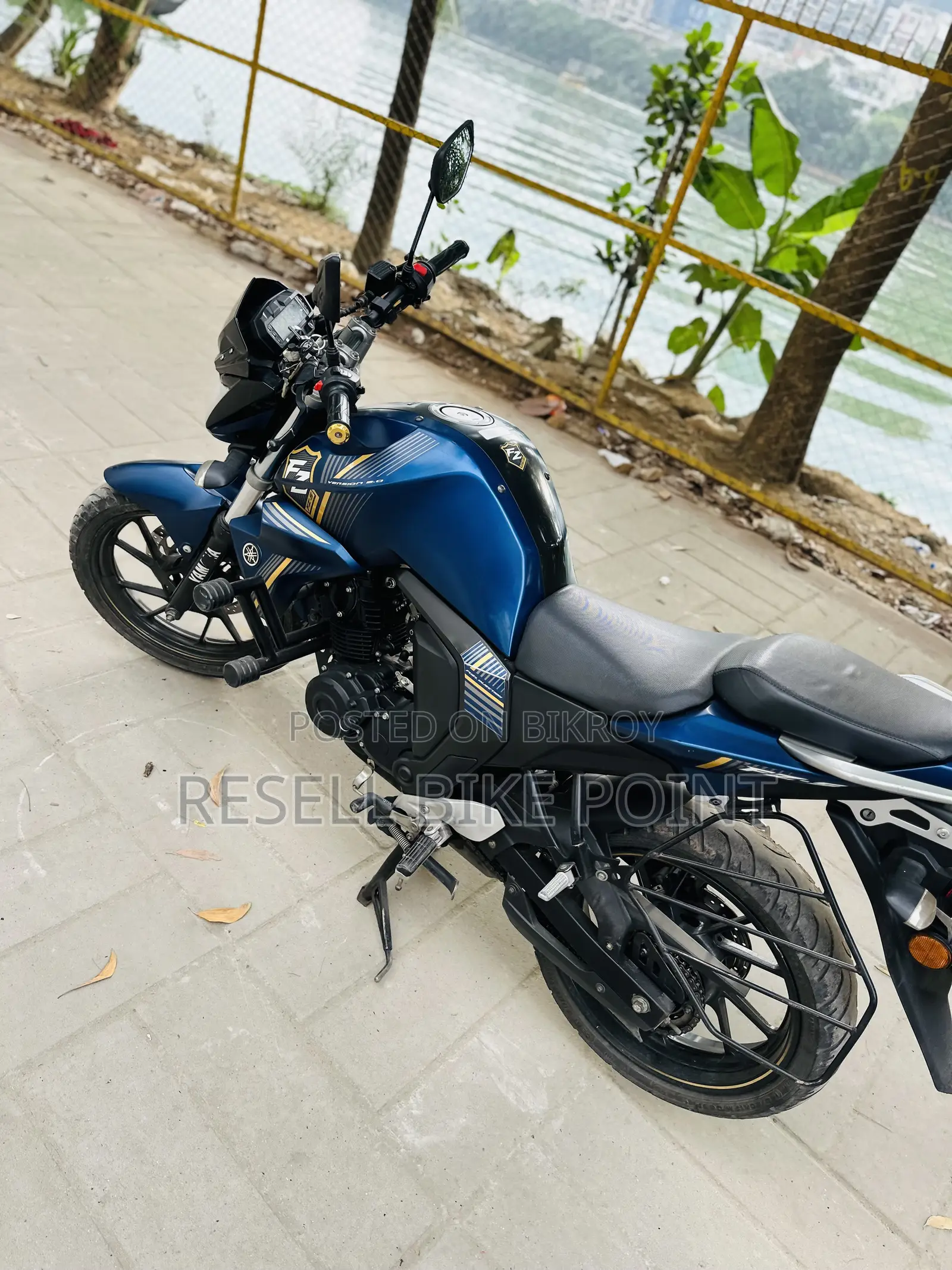 ইয়ামাহা এফজেএস ভি২ ২০২৫ নীল