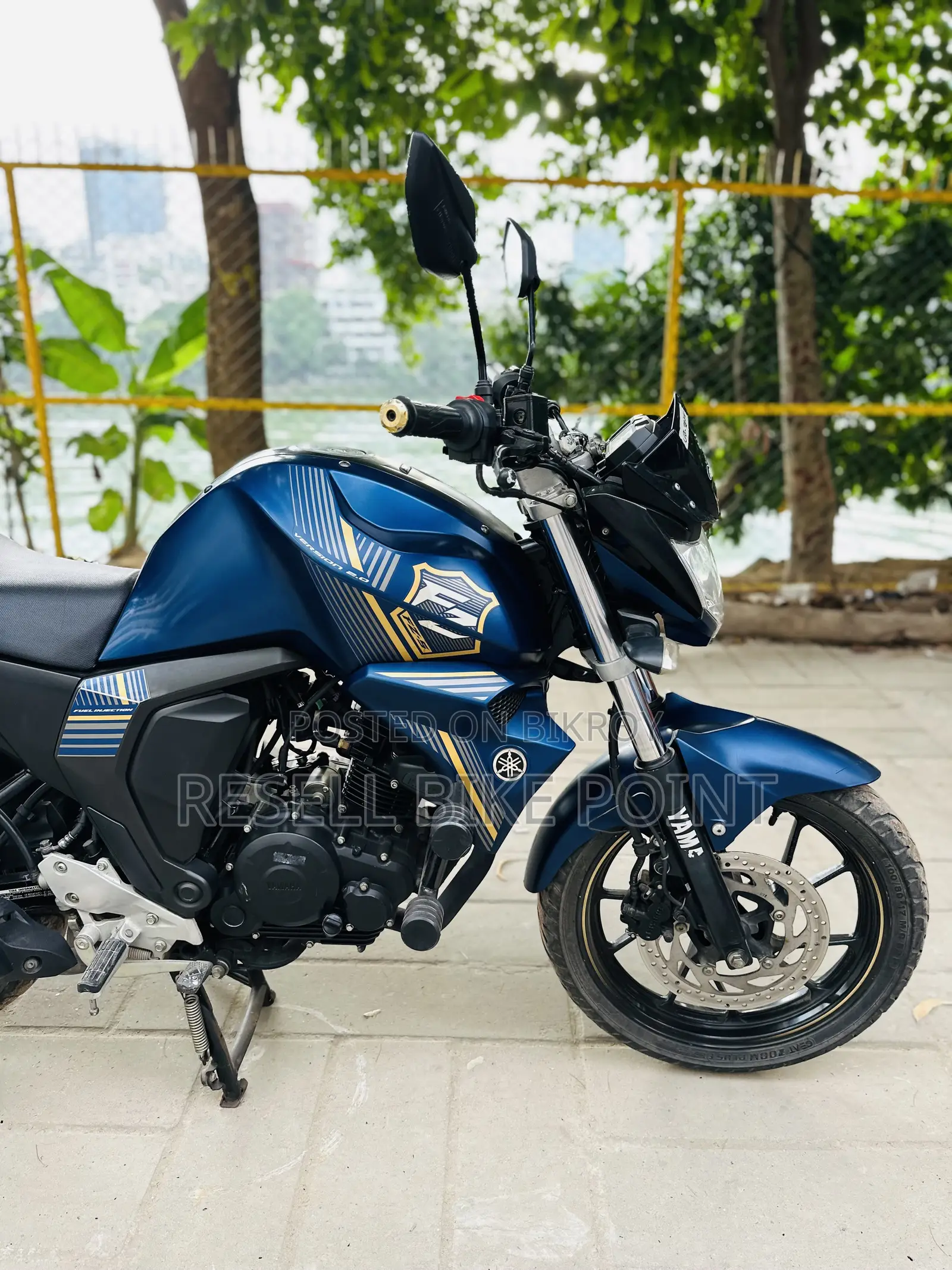 ইয়ামাহা এফজেএস ভি২ ২০২৫ নীল