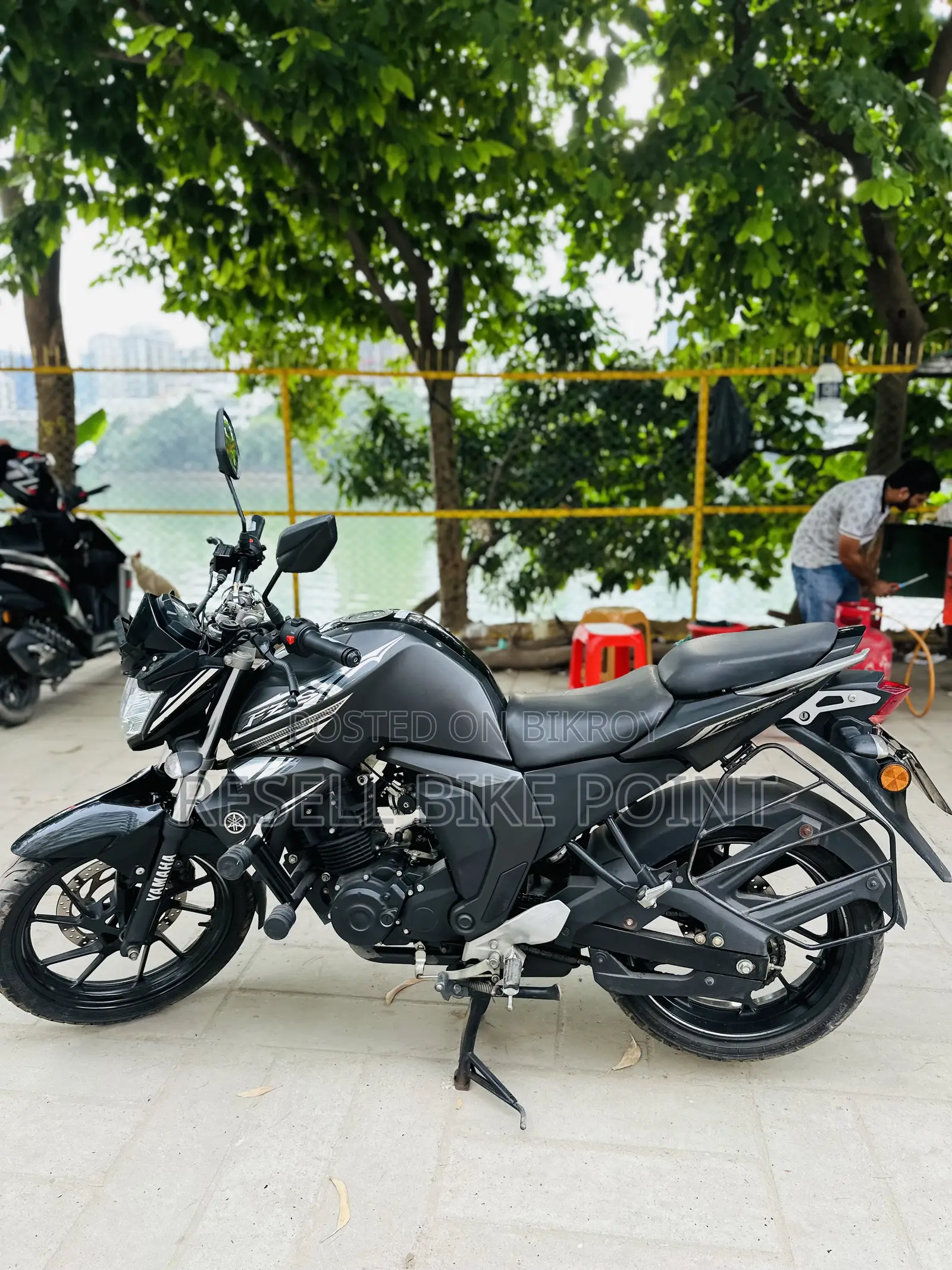 Yamaha FZS V2 2025 Black