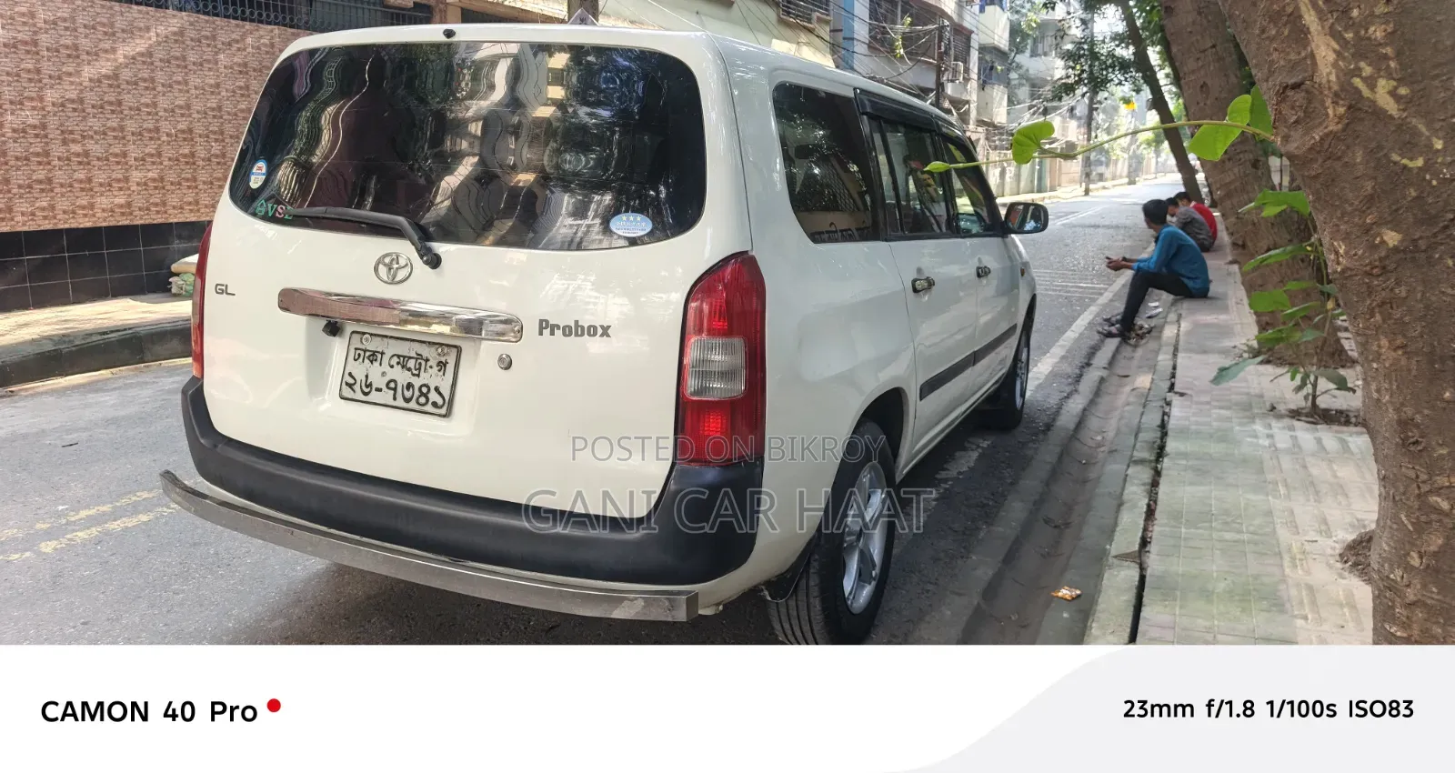 Toyota Probox 1.5 CNG Two-Wheel Drive 2011 White
