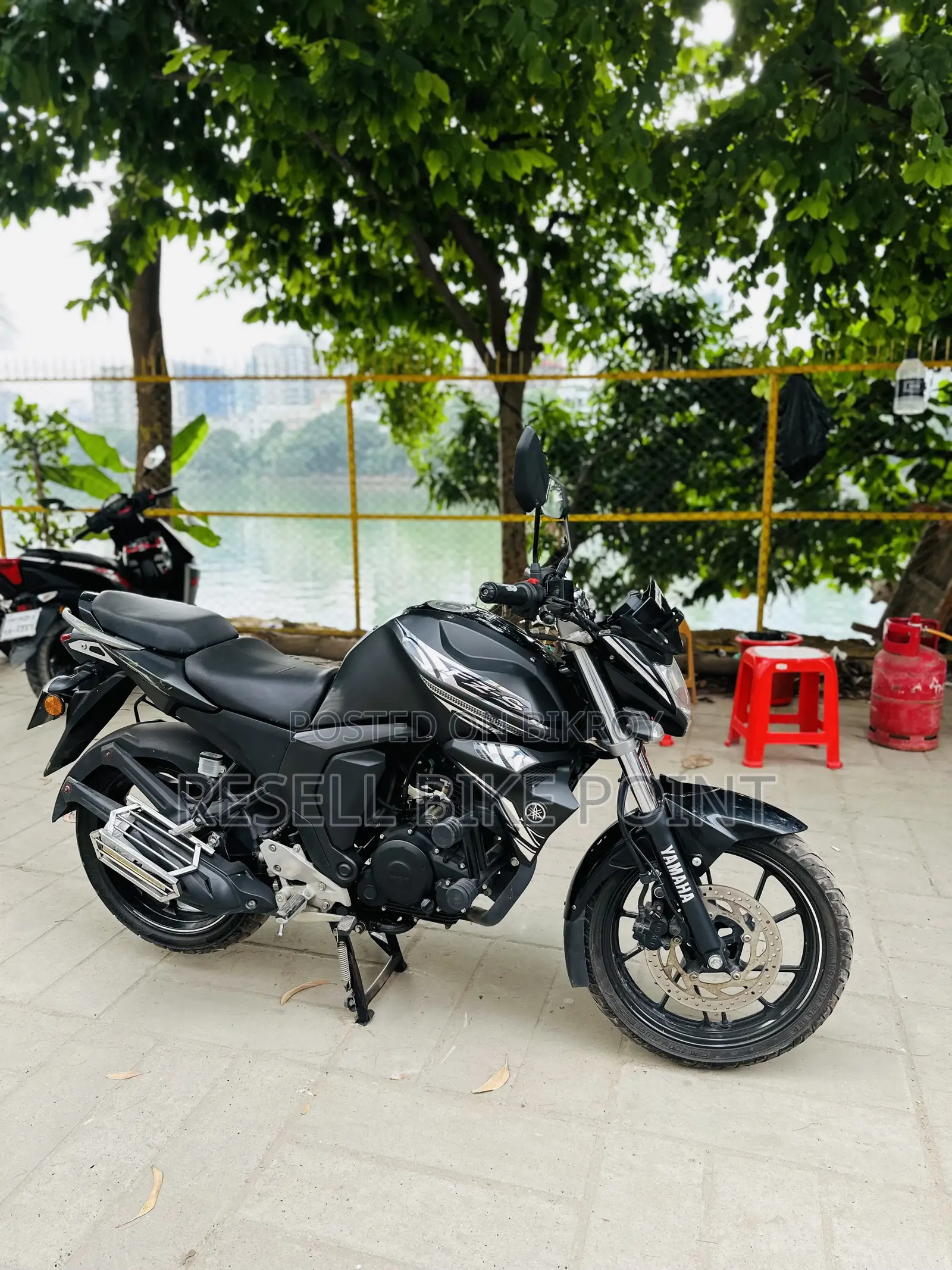 Yamaha FZS V2 2025 Black