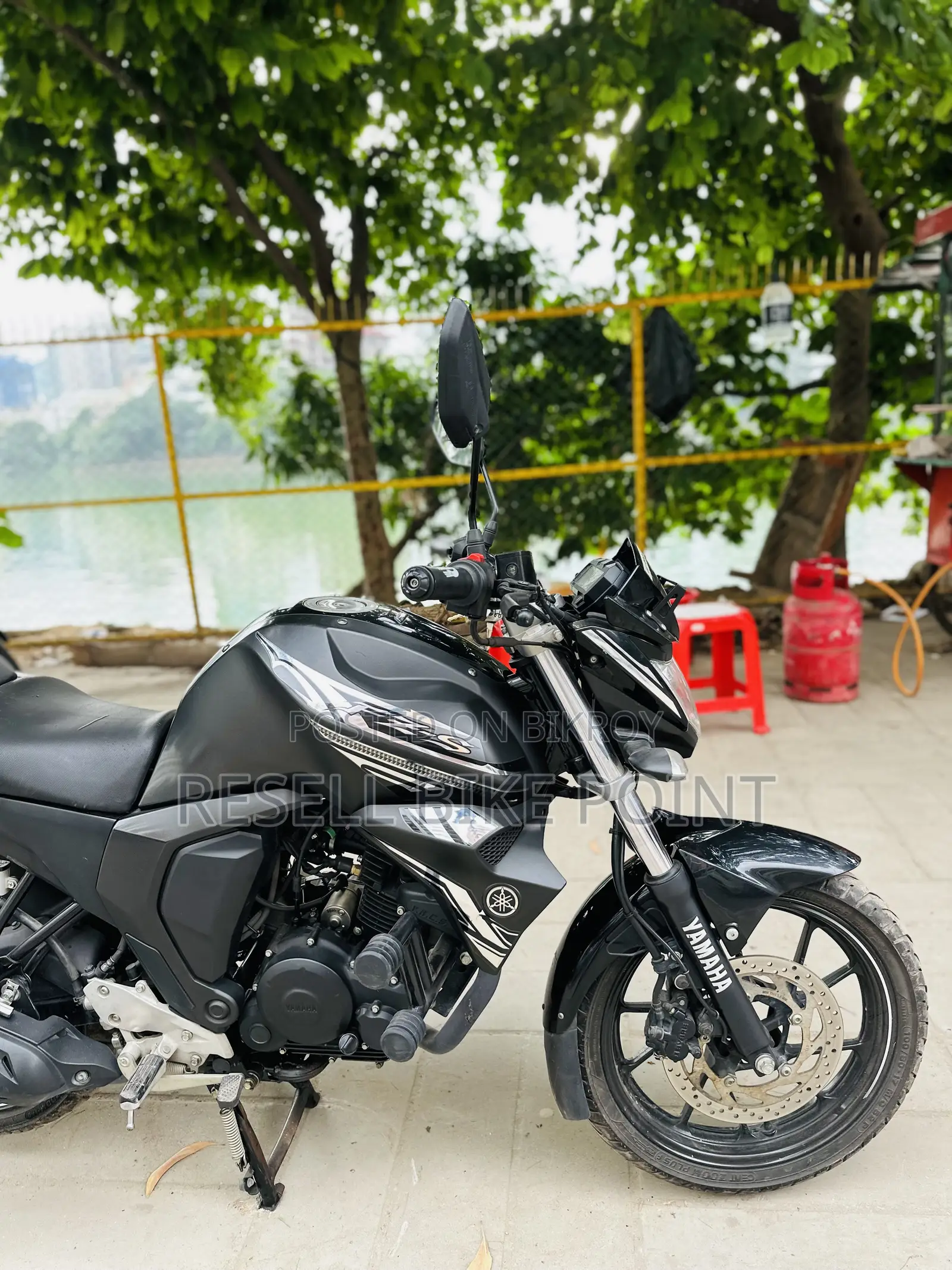 Yamaha FZS V2 2025 Black