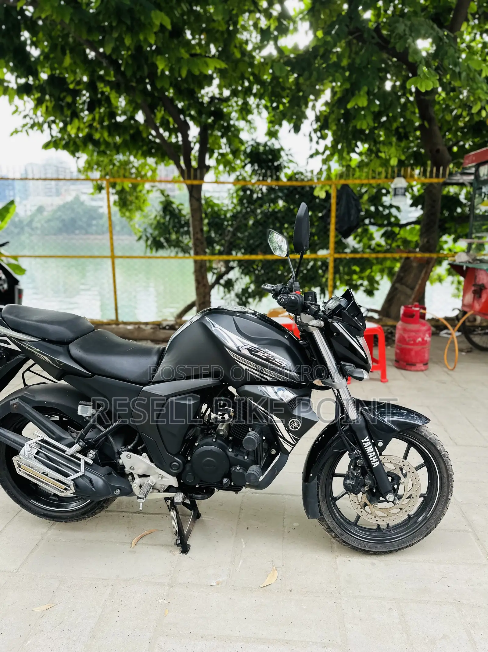 Yamaha FZS V2 2025 Black