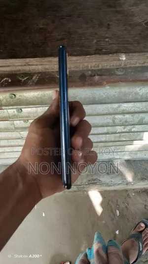 Vivo Y17 128 GB Blue
