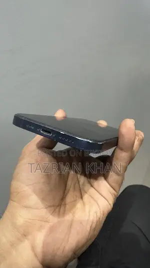 অ্যাপল আইফোন ১২ ৬৪ জিবি ব্ল্যাক