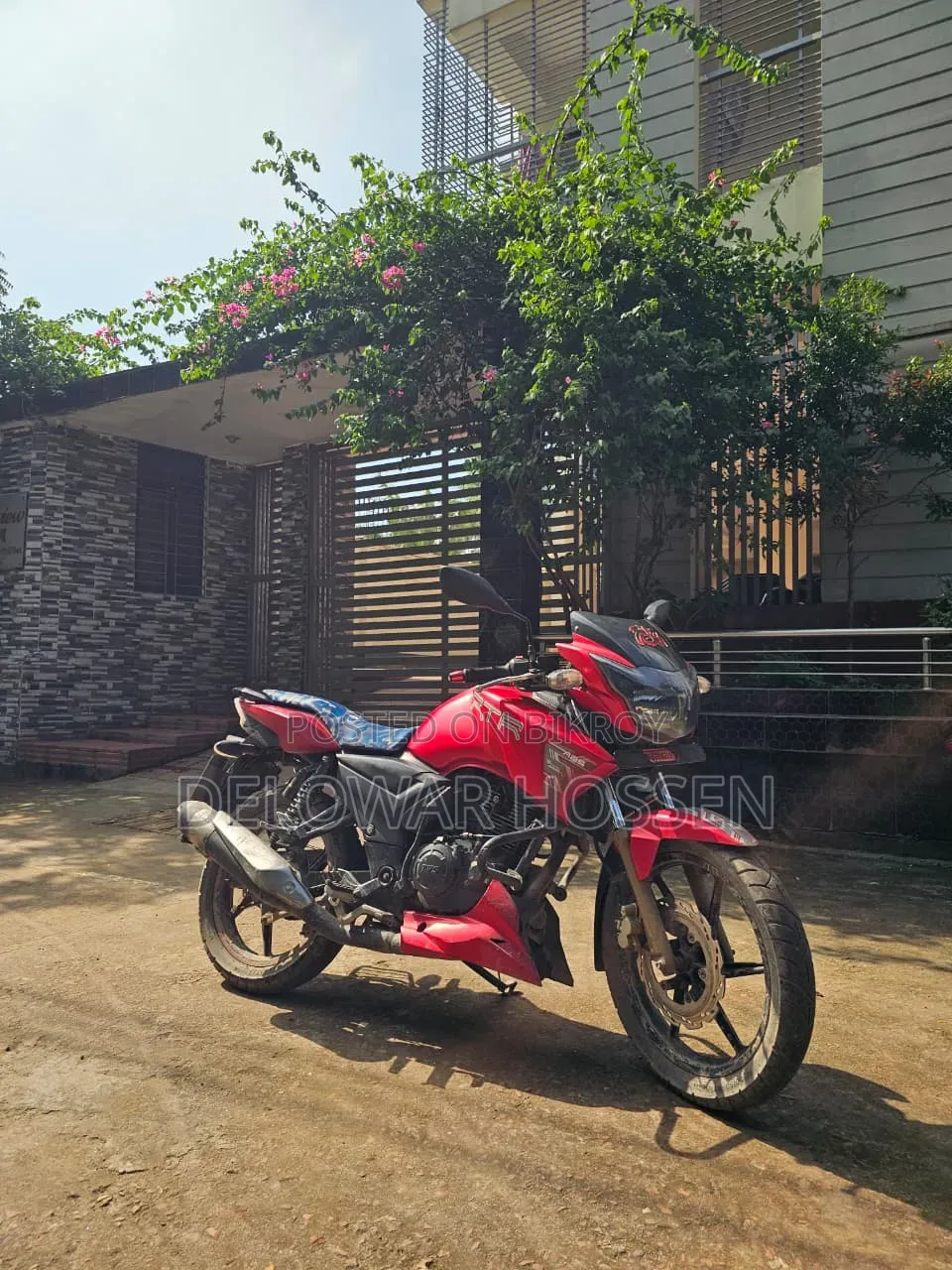 TVS Apache RTR 160 2V 2019 Red