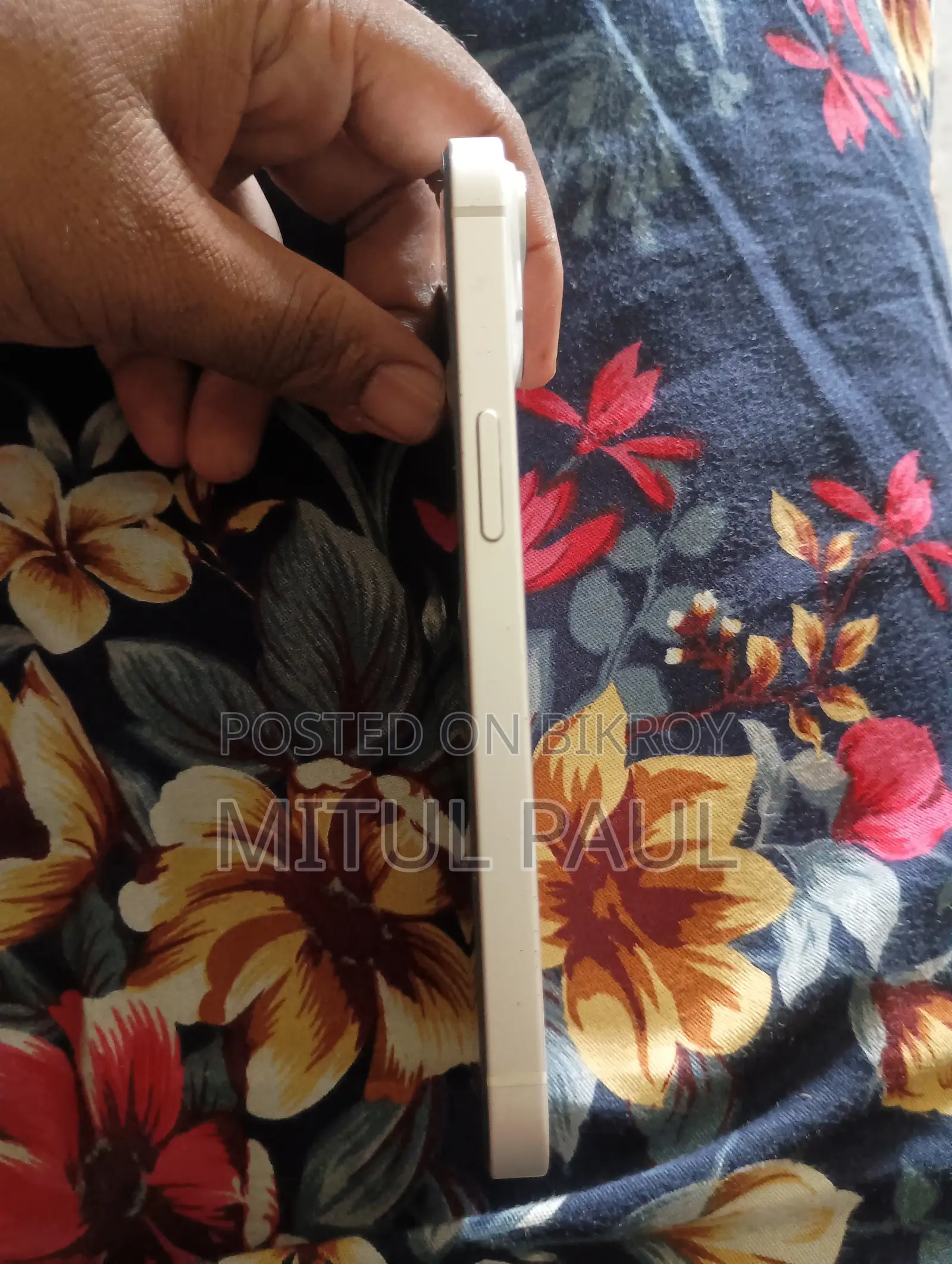 অ্যাপল আইফোন ১৪ ২৫৬ জিবি হোয়াইট