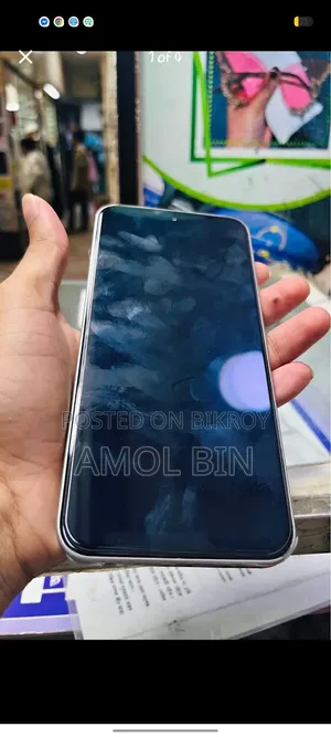ইনফিনিক্স হট ৬০ প্রো+ ২৫৬ জিবি সিলভার