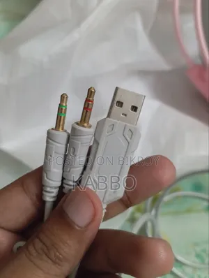 ফ্যানটেক হেডফোন