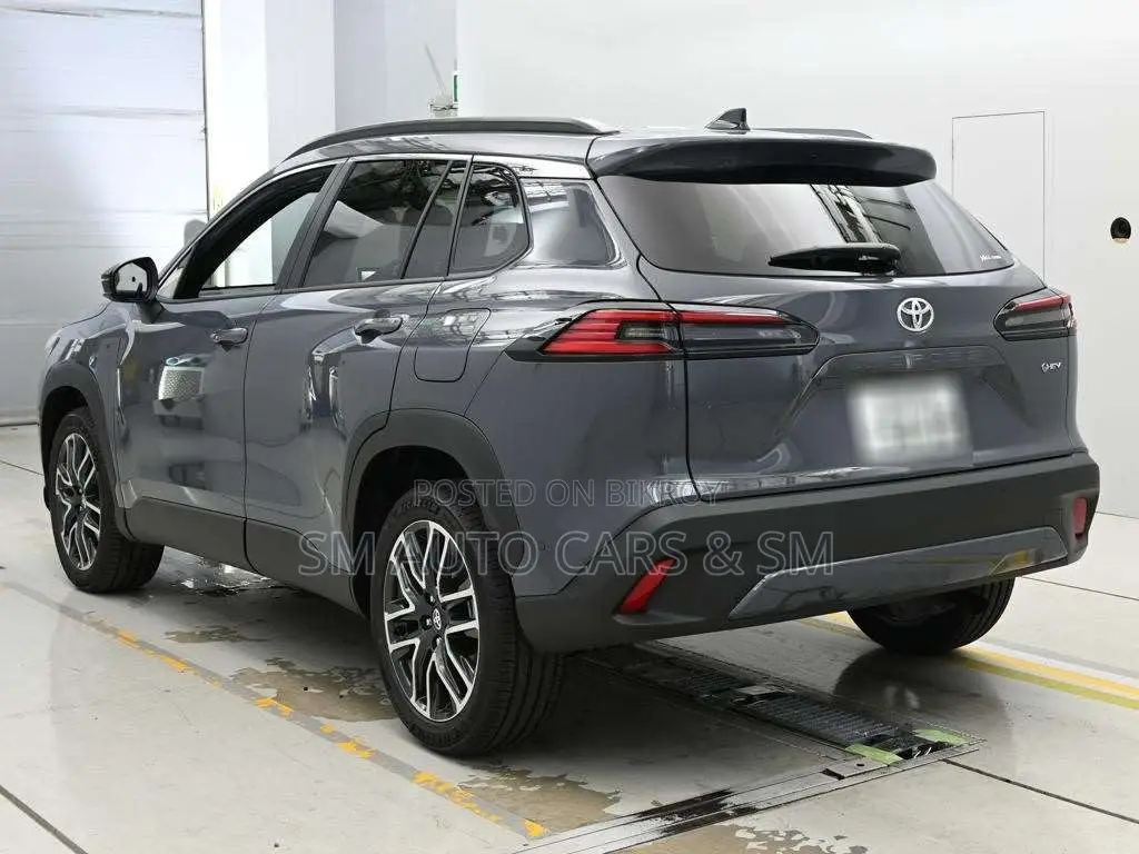 New Toyota Corolla Cross 2026 Gray